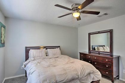 Spacious San Antonio Retreat - 9 Mi to USTA! - image 16