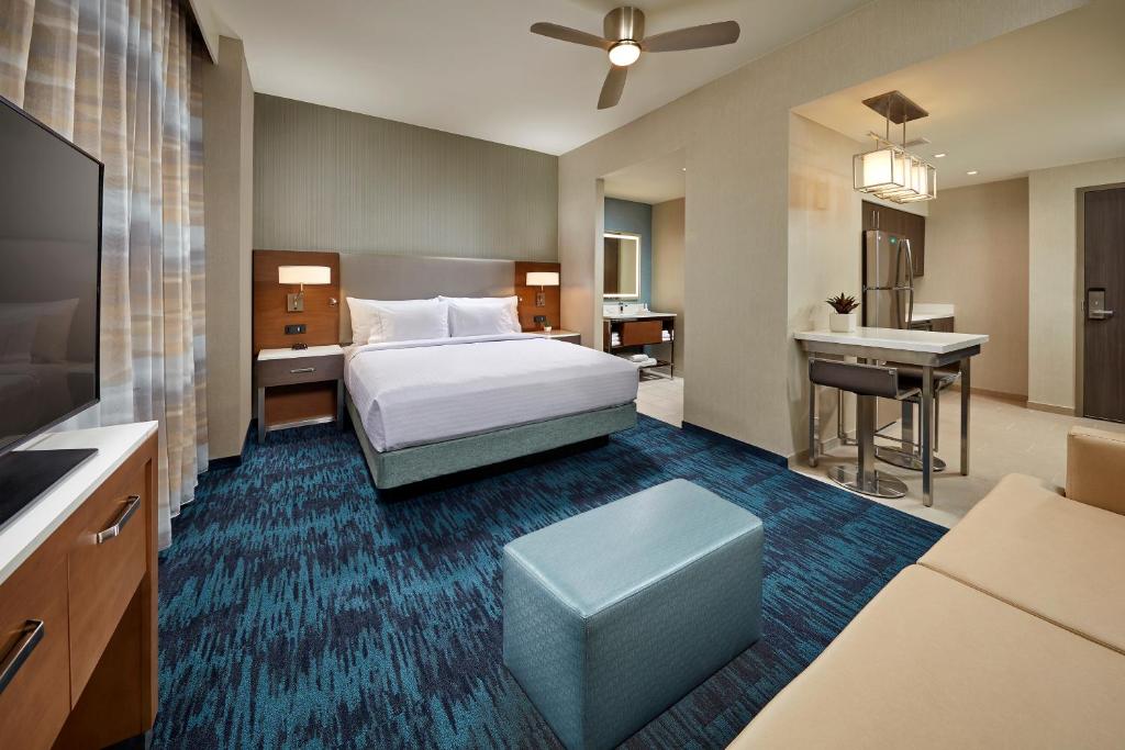 Homewood Suites by Hilton San Diego Hotel Circle/SeaWorld Area - image 2