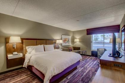 Hampton Inn by Hilton San Diego - Kearny Mesa - image 2