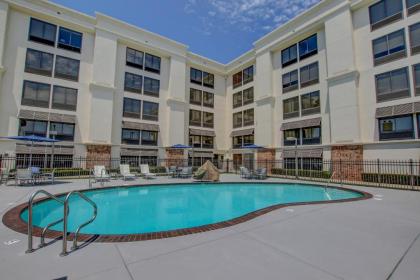 Hampton Inn by Hilton San Diego - Kearny Mesa - image 4