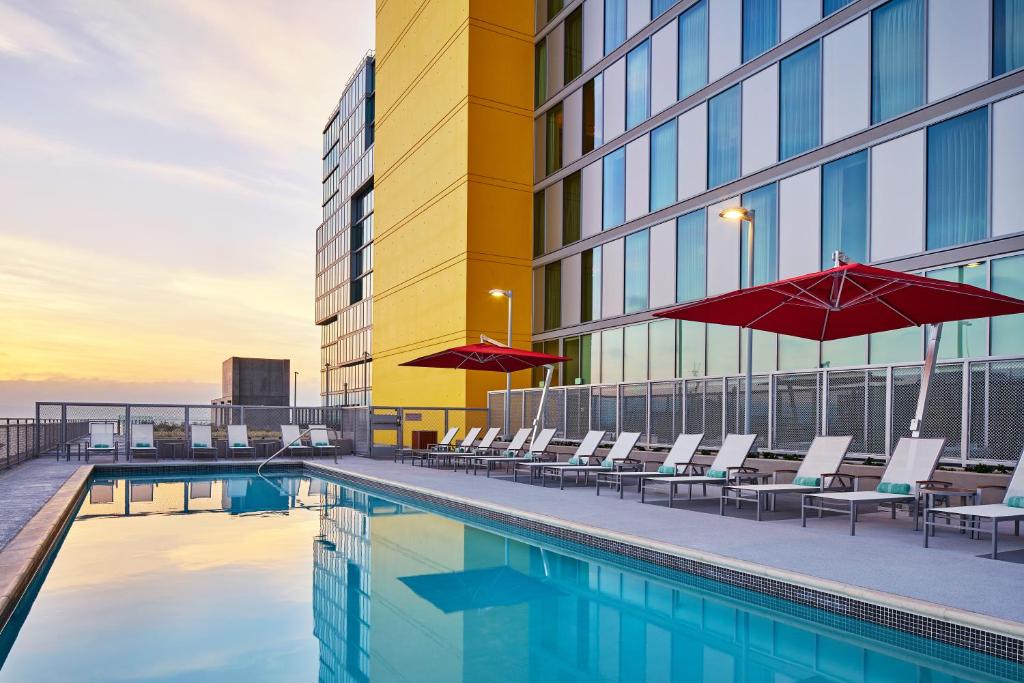 SpringHill Suites by Marriott San Diego Downtown/Bayfront - main image