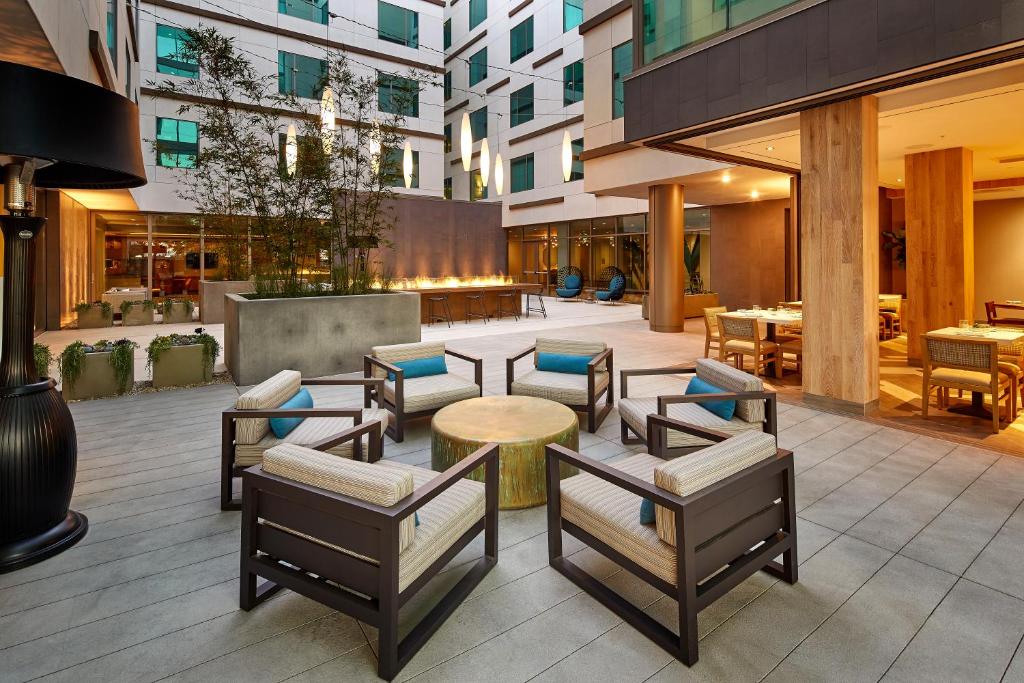 Homewood Suites by Hilton San Diego Downtown/Bayside - main image