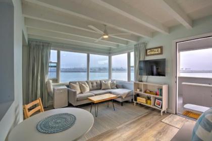 Chic Bay View Condo Less Than 10 Miles to Dtwn San Diego! - image 3