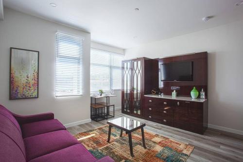 Spacious 1 Bedroom Apartment in Balboa Park - image 5