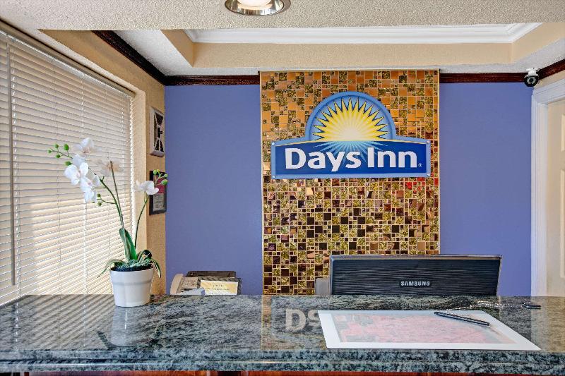 Days Inn by Wyndham San Francisco - Lombard - main image