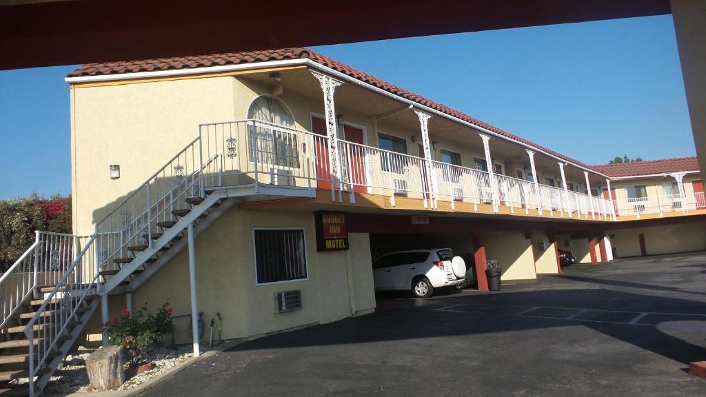 Budget Inn Motel - main image