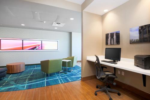 SpringHill Suites by Marriott San Jose Airport - image 3