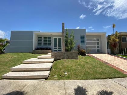 Private Oasis with Jacuzzi and Cabana Pet Friendly - image 11