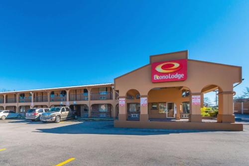 Econo Lodge San Marcos - image 2