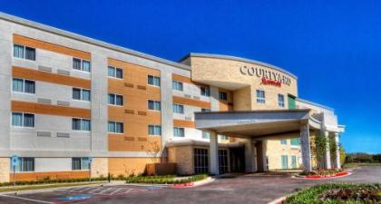 Courtyard by Marriott San Marcos - image 2