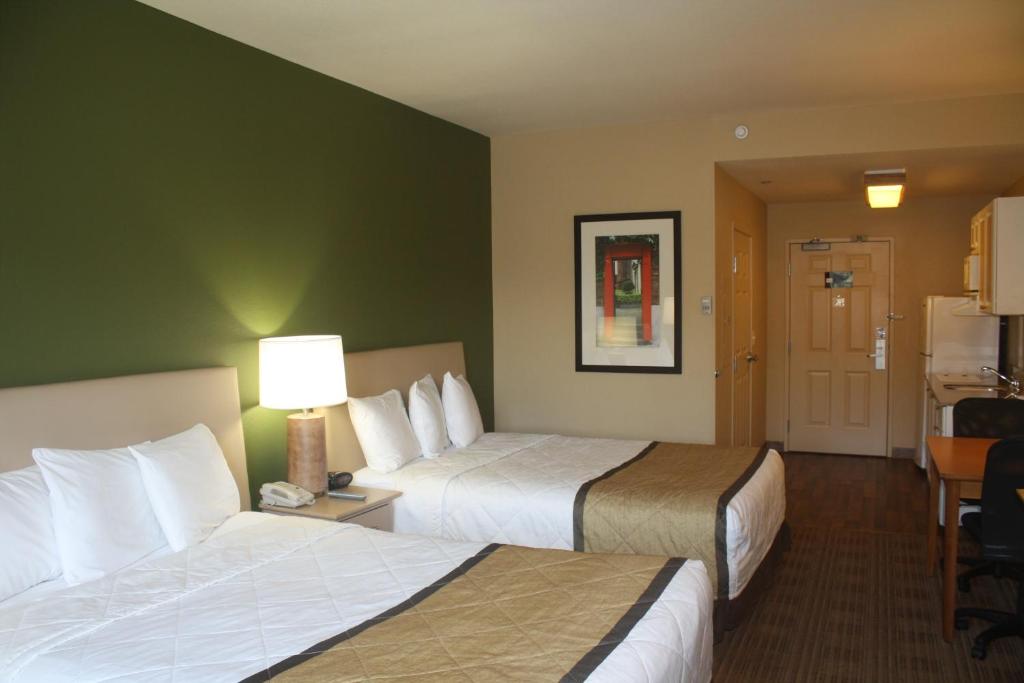 Extended Stay America Suites - San Rafael - Francisco Blvd East - image 3