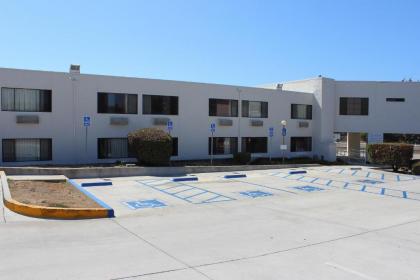 Motel 6-San Simeon CA - Hearst Castle Area - image 14