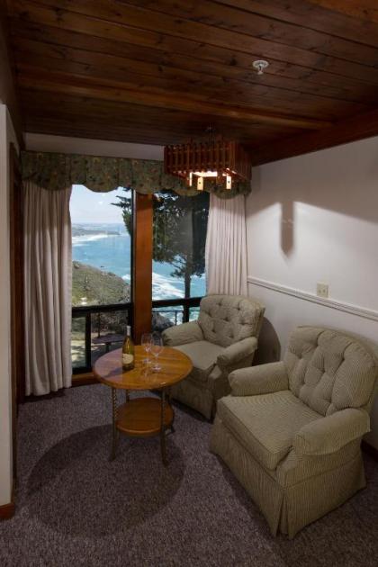 Ragged Point Inn - image 10