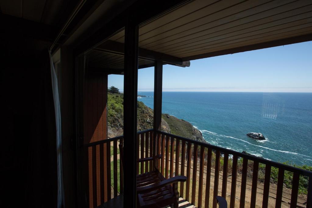 Ragged Point Inn - image 7