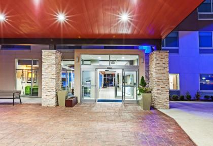 Holiday Inn Express and Suites Tulsa West / Sand Springs an IHG Hotel - image 12