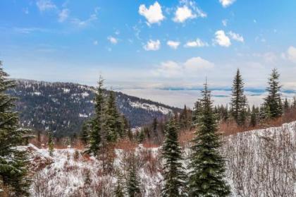 Boulder Ridge Retreat