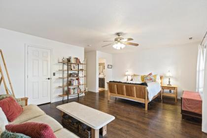 Beautifully Updated Sandpoint Townhome - image 11