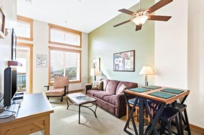 White Pine Lakeview Condo