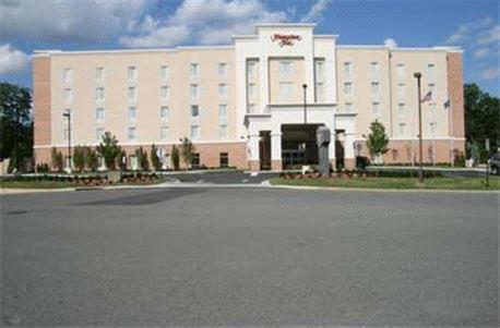 Hampton Inn Richmond - Airport - main image