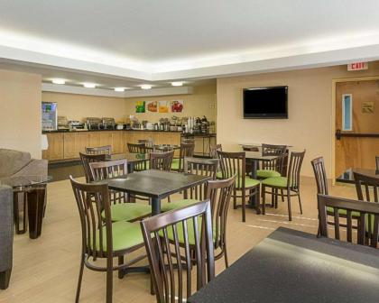 Quality Inn Richmond Airport - image 5