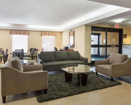 Quality Inn Richmond Airport - image 7