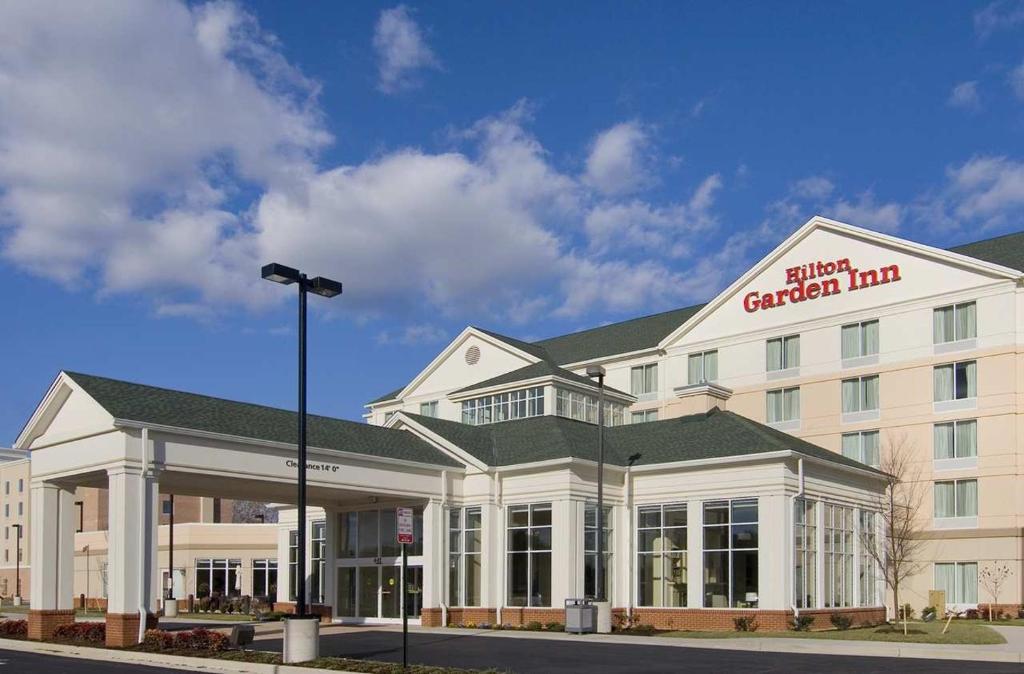 Hilton Garden Inn Richmond Airport - main image