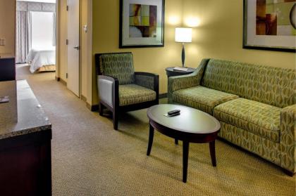 Hilton Garden Inn Richmond Airport - image 8