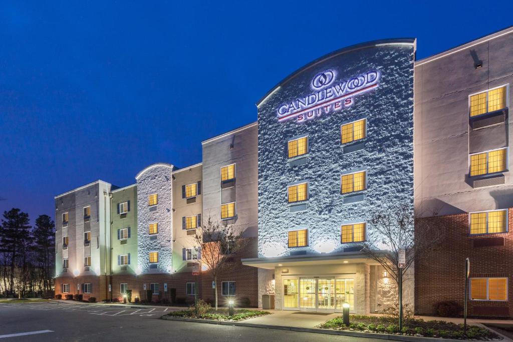 Candlewood Suites Richmond Airport an IHG Hotel - main image