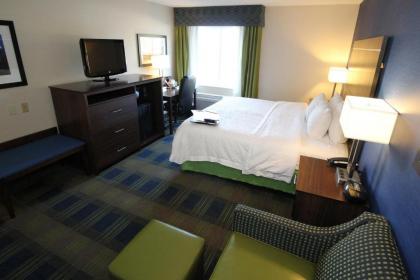 Hampton Inn Sandusky-Central - image 13