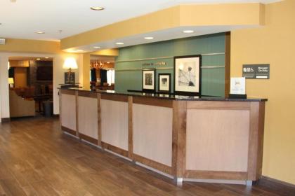 Hampton Inn Sandusky-Central - image 14