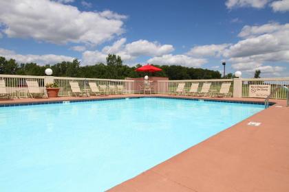 Country Inn & Suites by Radisson Sandusky South OH - image 13