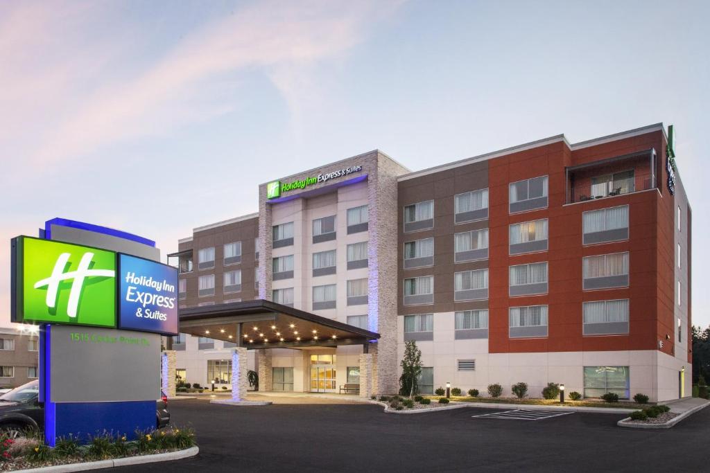 Holiday Inn Express & Suites Sandusky an IHG Hotel - main image