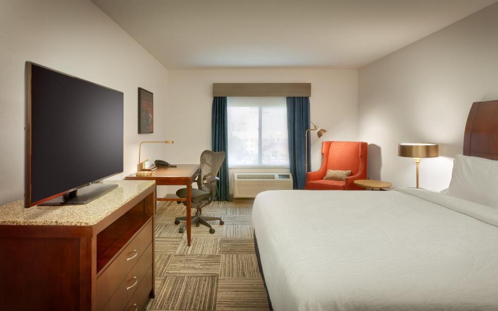 Hilton Garden Inn Salt Lake City/Sandy - image 6