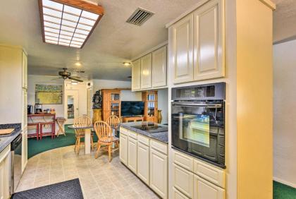 Cozy Sanford Home near Orlando Resorts and Airport! - image 8