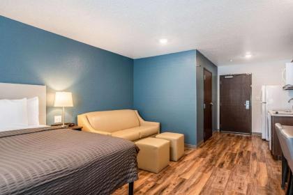 WoodSpring Suites Sanford North I-4 Orlando Area - image 12