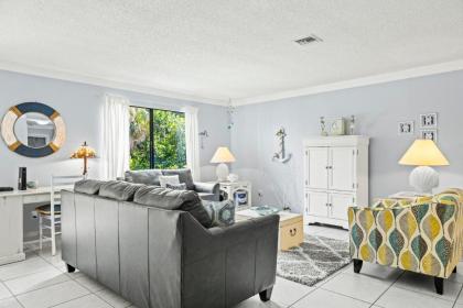 Quiet resort condo on Sanibel's secluded west end - Blind Pass A105 - image 5