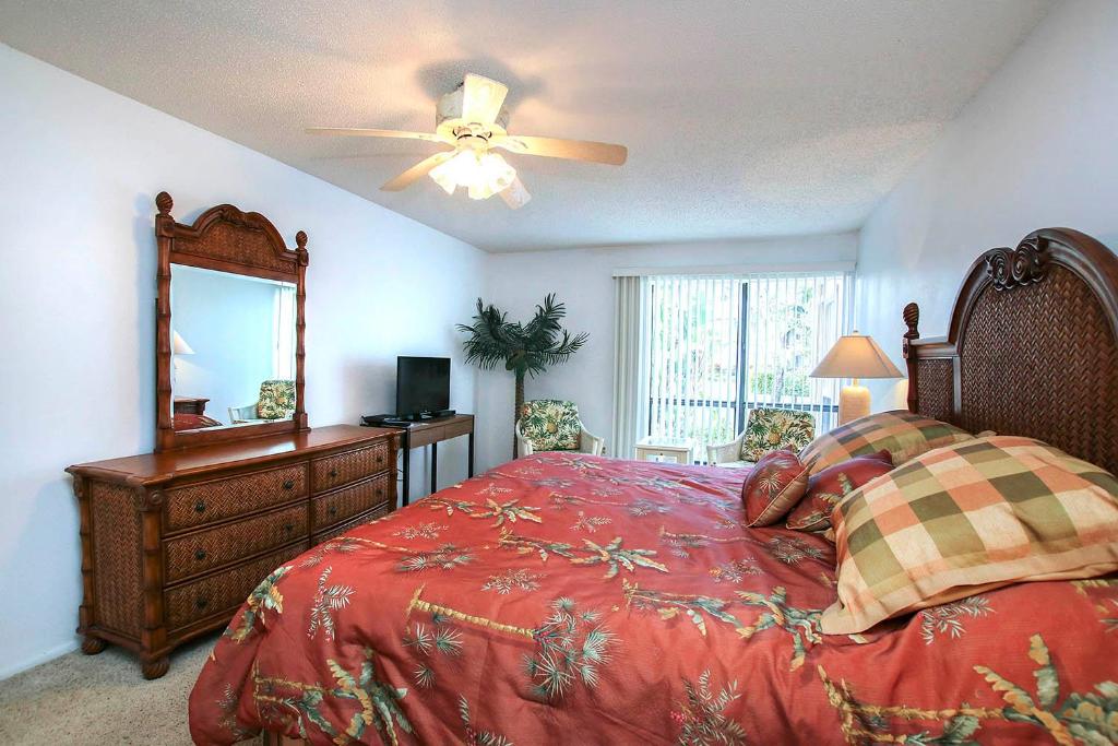 Blind Pass Condo C106 on beautiful Sanibel Island - image 2