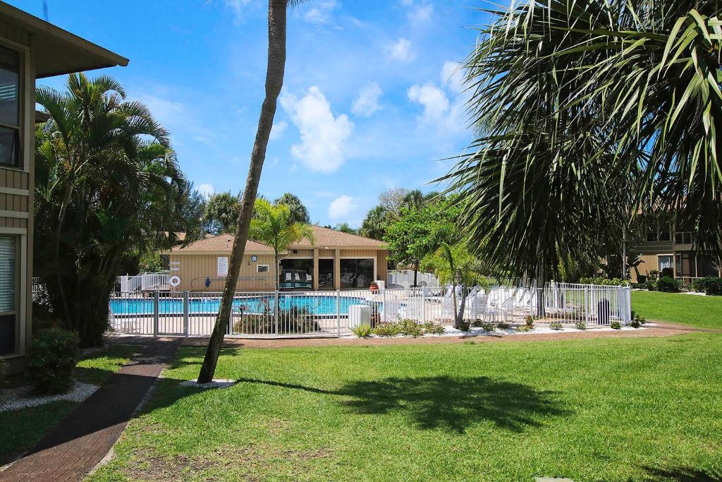 Blind Pass Condo C106 on beautiful Sanibel Island - image 6