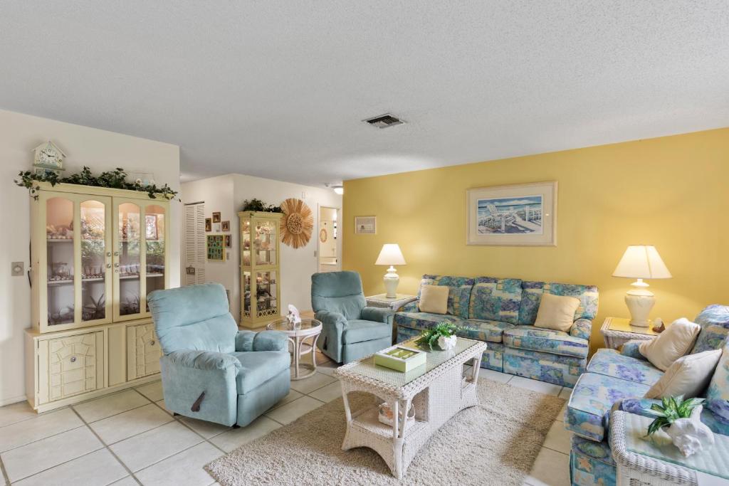 Blind Pass Condo C109 on beautiful Sanibel Island - main image