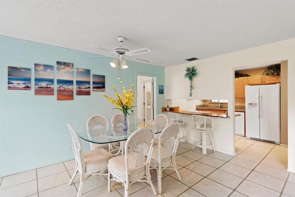 Blind Pass Condo C109 on beautiful Sanibel Island - image 6