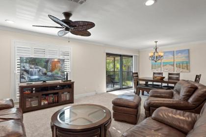 Beach resort condo on Sanibel's secluded west end - Blind Pass C210 - image 4