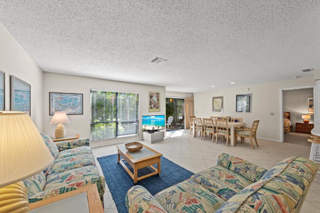 Blind Pass Condo D103 on beautiful Sanibel Island - main image