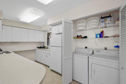 Blind Pass Condo D103 on beautiful Sanibel Island - image 17