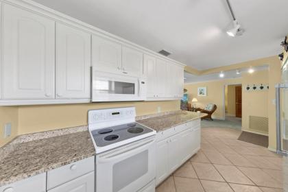 Enjoy sunsets at Sanibel's hidden gem resort condo - Blind Pass E201 - image 11