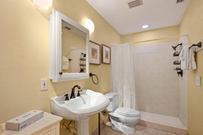 Enjoy sunsets at Sanibel's hidden gem resort condo - Blind Pass E201 - image 14