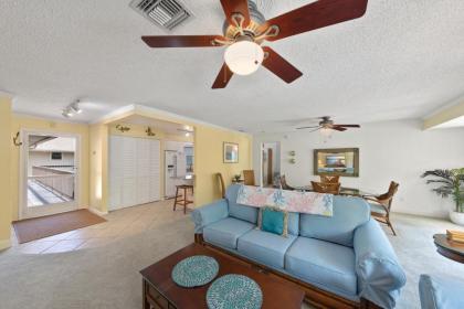 Enjoy sunsets at Sanibel's hidden gem resort condo - Blind Pass E201 - image 9