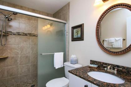 Family style beach resort condo on quiet Sanibel - Blind Pass E204 - image 18