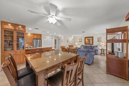 Hidden gem private condo with room for the family - Blind Pass F110 - image 15