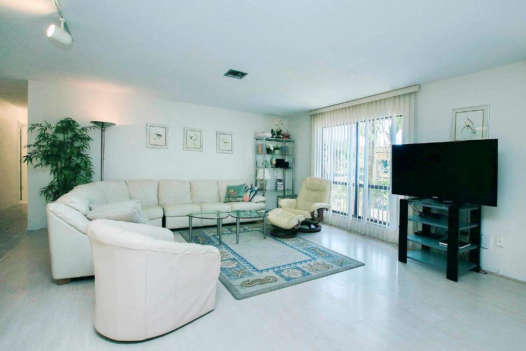 Blind Pass Condo A103 on beautiful Sanibel Island - main image