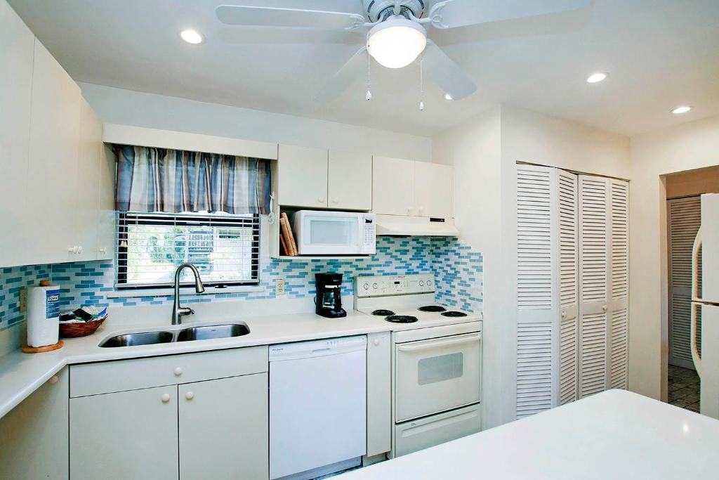 Blind Pass Condo A103 on beautiful Sanibel Island - image 6